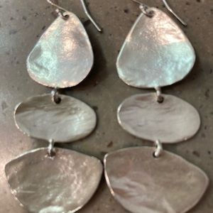 Beautiful Silpada Rendezvous W2842 Sterling Earrings